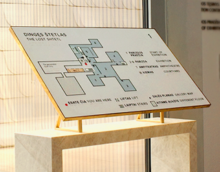 Kohokartta museossa, joka kertoo kadonneesta paikasta